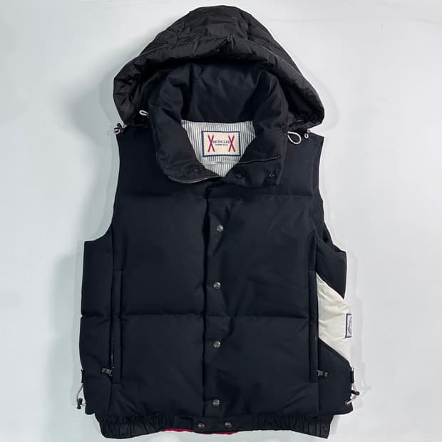 몽클레어 감마블루 패딩 조끼 