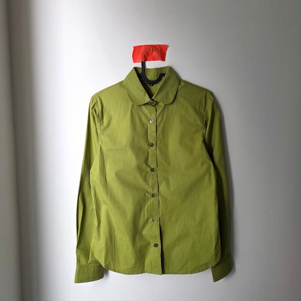 Unknown blue 라운드 카라 셔츠 (말차)