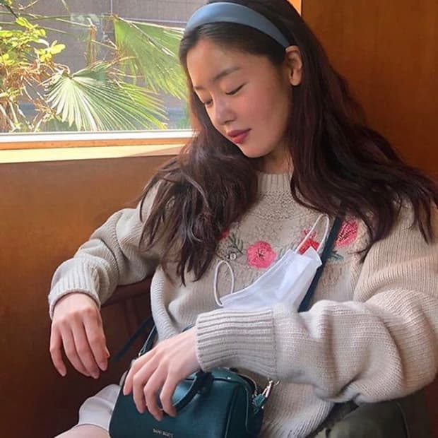 보카바카 플라워 자수 니트-베이지