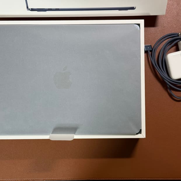 맥북 에어 M3 13 미드나이트(새 상품급)