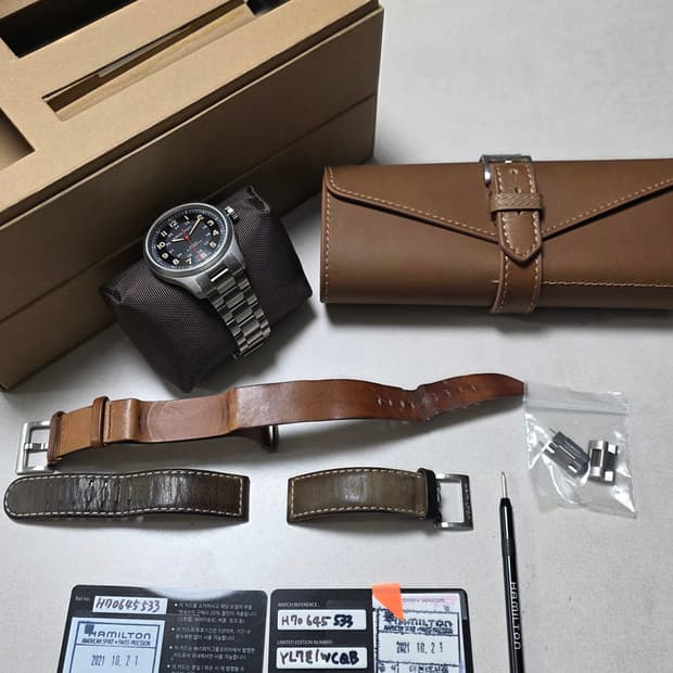 해밀턴 카키필드 티타늄 파크라이6 한정판 판매합니다. 