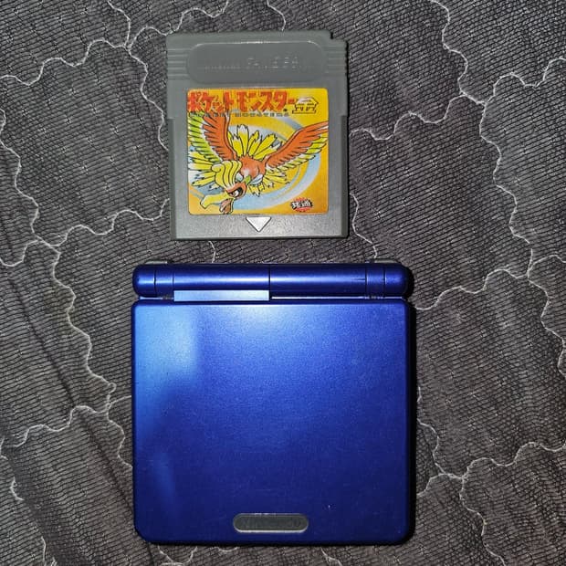 닌텐도 gba sp + 포켓몬 금팩(일판)