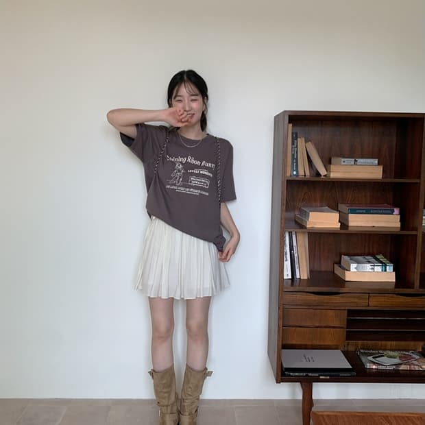 프롬비기닝 버클 셔링 미들 베이지 부츠