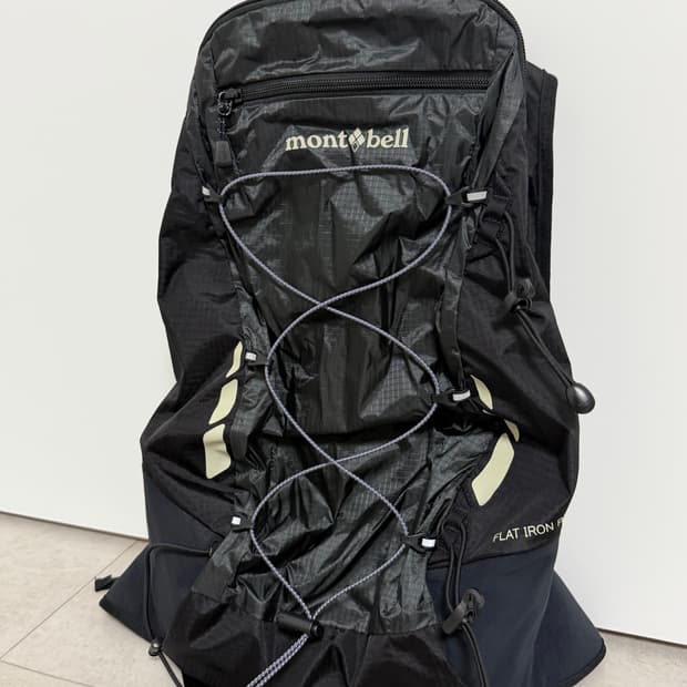 몽벨 FLAT IRON PACK 20 백팩 판매합니다.