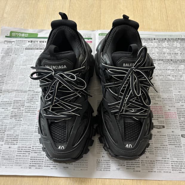 발렌시아가 트랙 슈즈 트리플 블랙 40