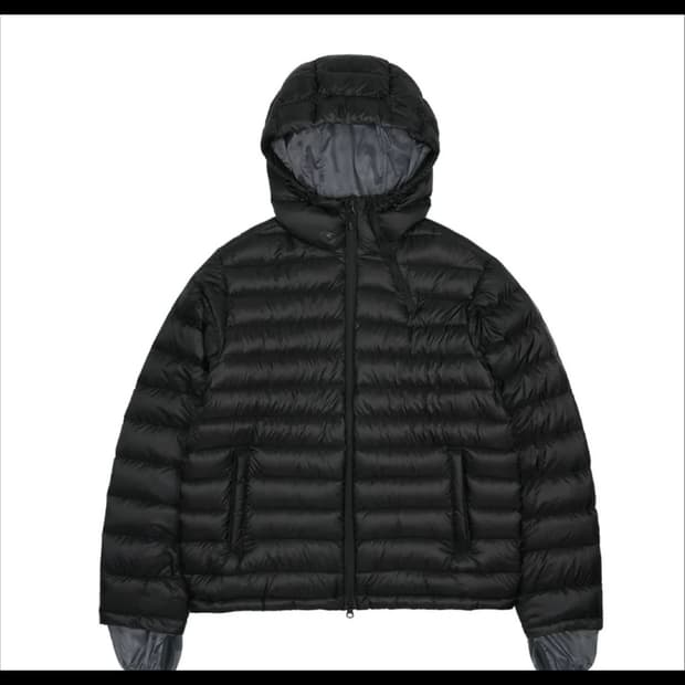 산산기어 블랙 신상 경량 패딩 FW25 팝니다 
