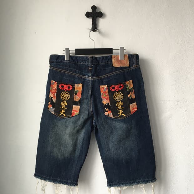 Oriental mood half denim pants