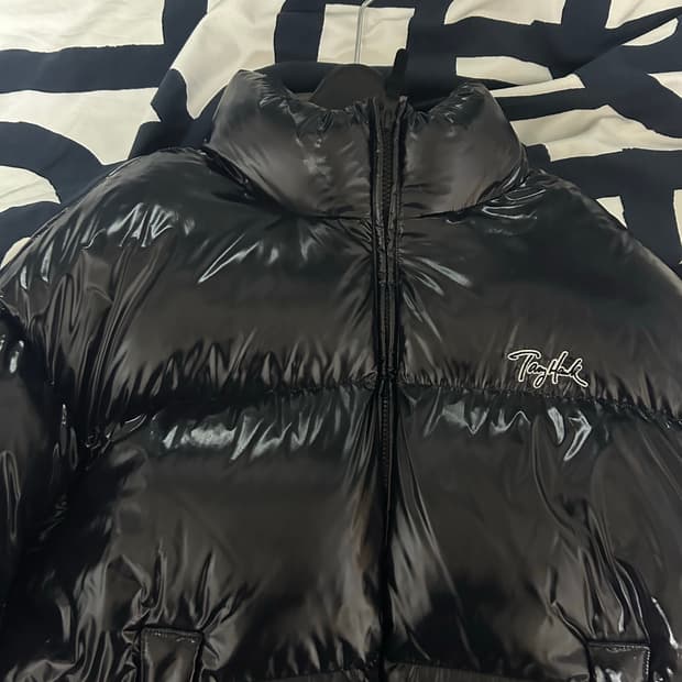 토미호크 유광패딩 