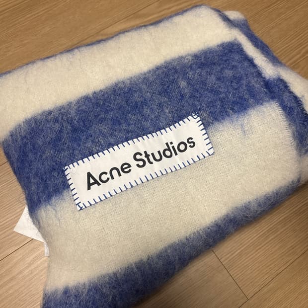 아크네스튜디오 머플러