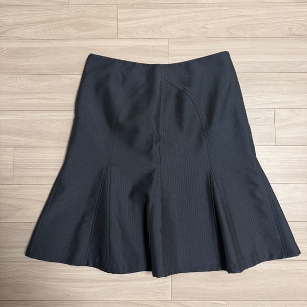 버뮬라 Gored Flare Skirt (Stripe)