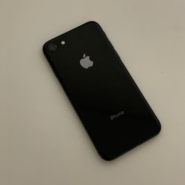 아이폰 8 블랙 64GB 상태 a급