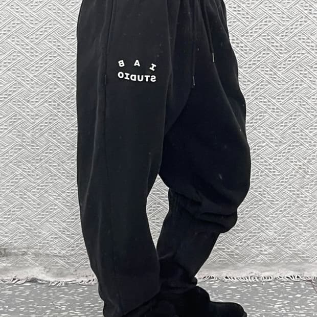 아이앱스튜디오 빈티지 캐주얼 스몰로고 스웻팬츠 L C10563