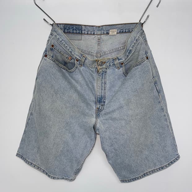 1999 Levis 560 loose shorts