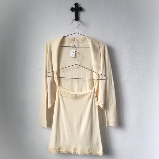Kumikyoku sleeveless cardigan set up