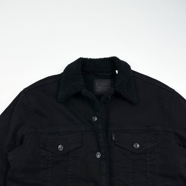 리바이스 오리지널 양털 흑청 트러커 데님자켓 (S 여성추천)