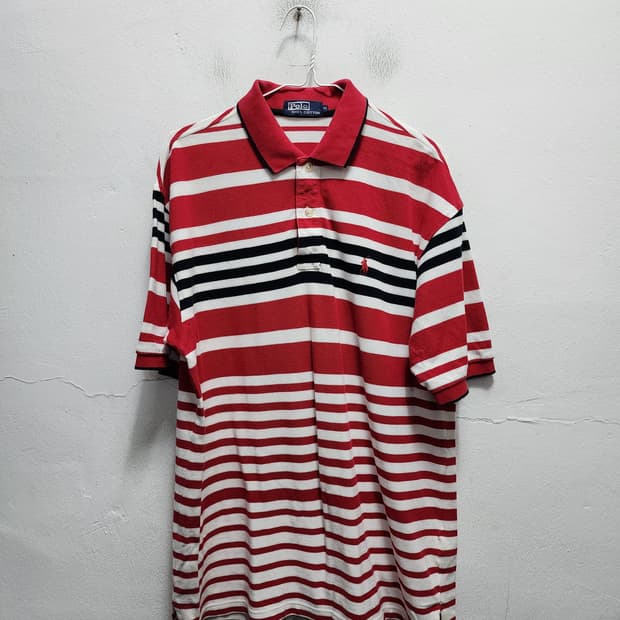 폴로 레드/화이트 스트라이프 카라티