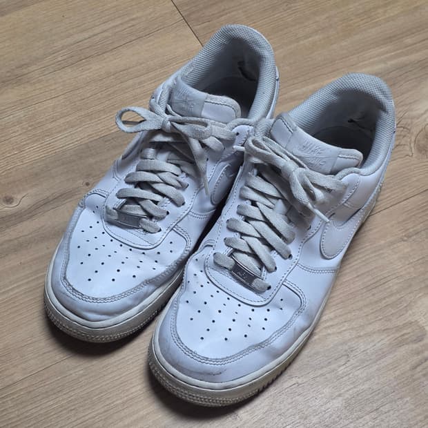 나이키 에어포스1 화이트 265 싸게 처분