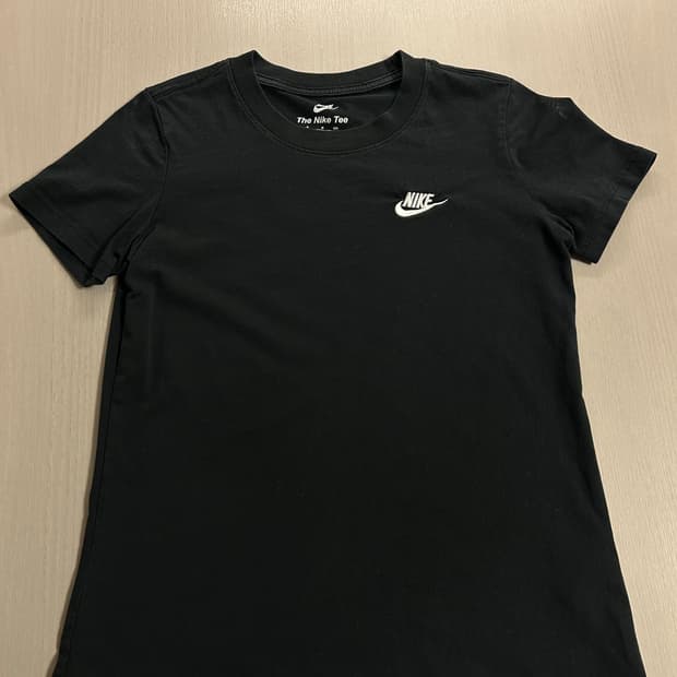 나이키 슬림핏 반팔