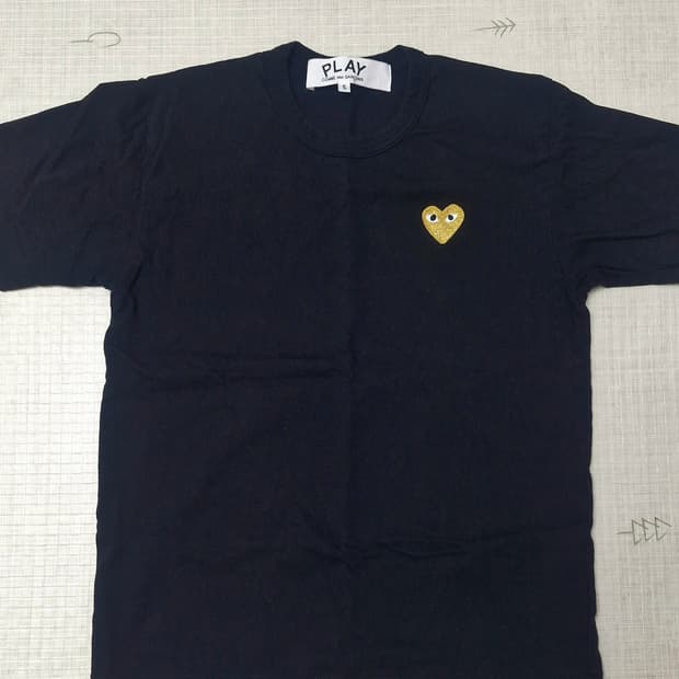 꼼데가르송 골드와펜 반팔s 새상품