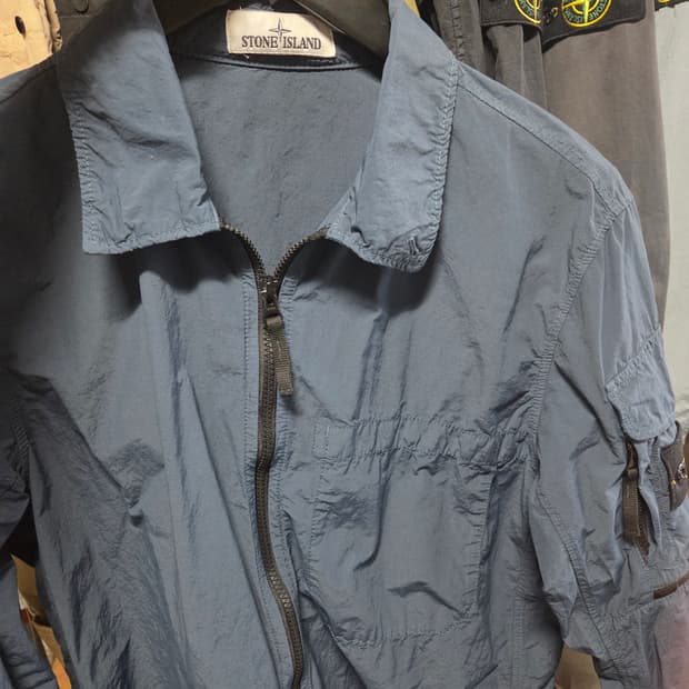 스톤아일랜드 나슬란 오버셔츠 자켓 L 아비오블루 색상