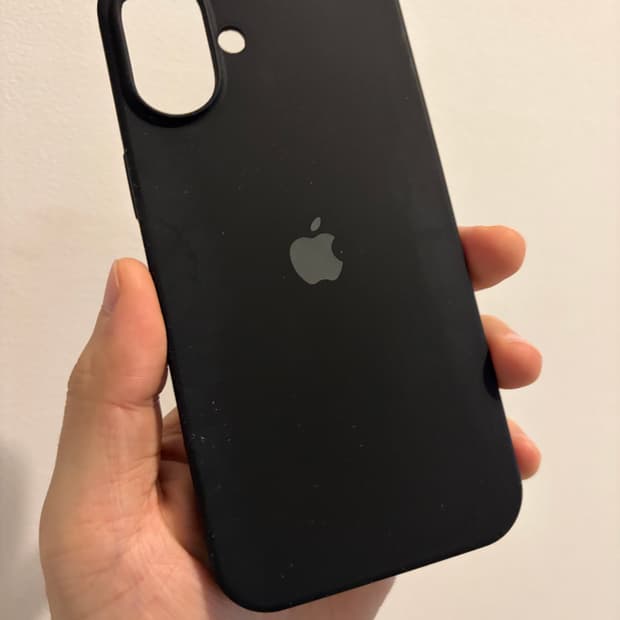 (새상품) 아이폰 16플러스 블랙 케이스 판매