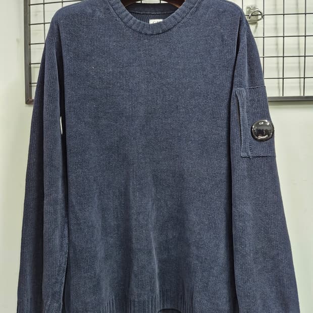 110XXL CP컴퍼니 네이비 렌즈와펜 니트 스웨터 