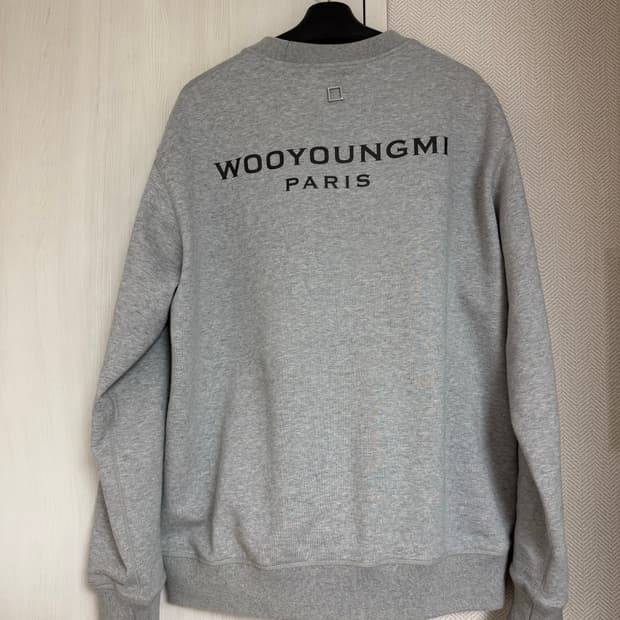 (48) 23fw 우영미 백로고 맨투맨 그레이