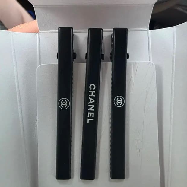 정품 미사용 샤넬 머리핀