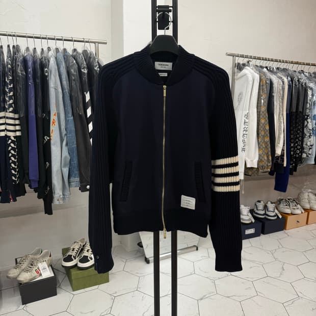 [유일매물/4] 톰브라운 캐시미어 봄버 자켓