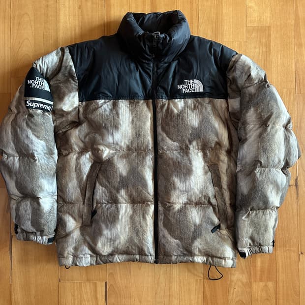 슈프림 x 노스페이스 퍼 눕시