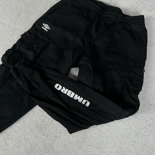 엄브로 블랙 카고 트레이닝 바지 L