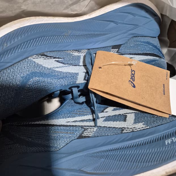 아식스 슈퍼블라스트2 270