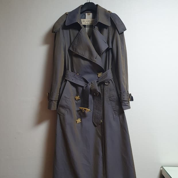 버버리 런던 미스틱 카키 스모키 트렌치코트 S