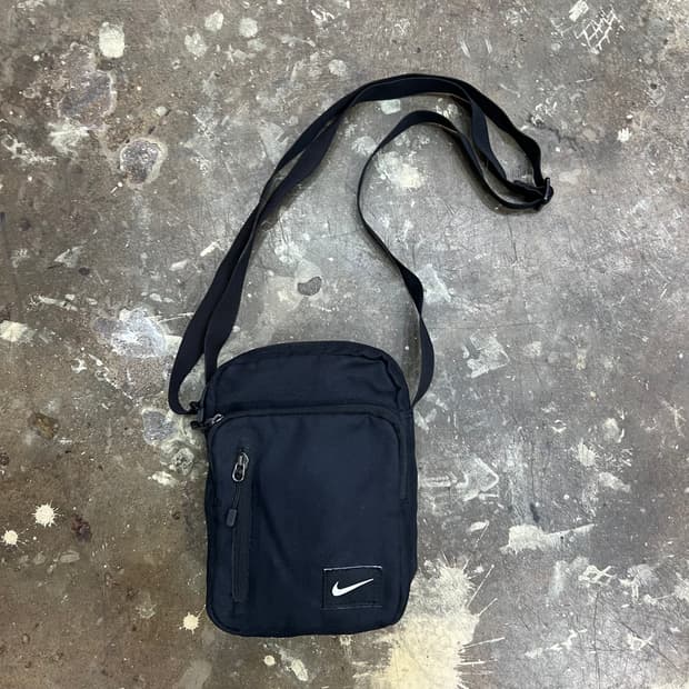 빈티지 나이키 미니 크로스백 가방 사코슈 미니백 남여공용