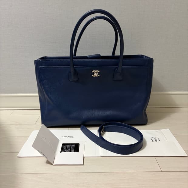 샤넬 서프백 네이비 은장