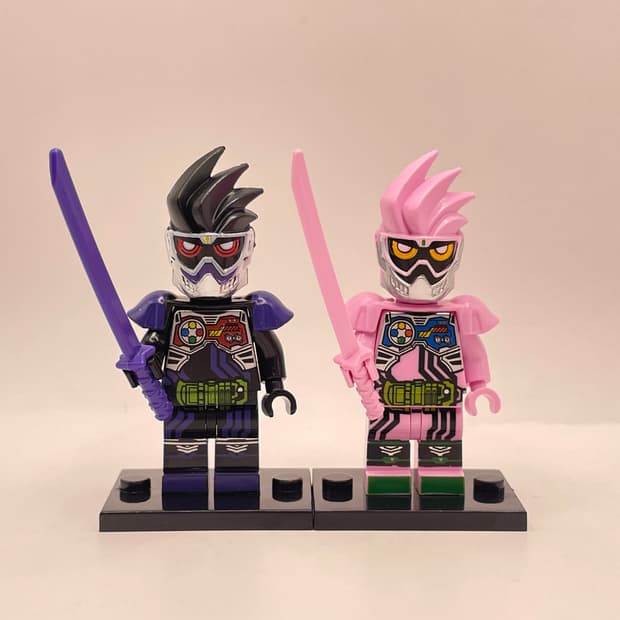 가면라이더 피규어 2종(배송비 포함가격)