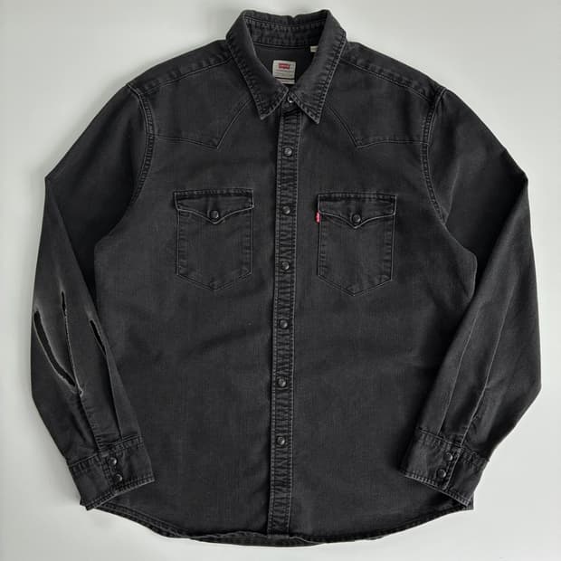 Levis  리바이스 레드탭 워싱 흑청 데님 포켓 셔츠