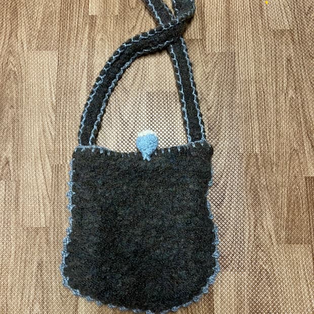 핸드메이드 털 크로스백