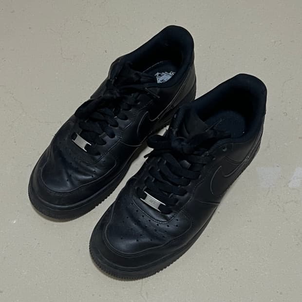 나이키 에어포스 블랙 260