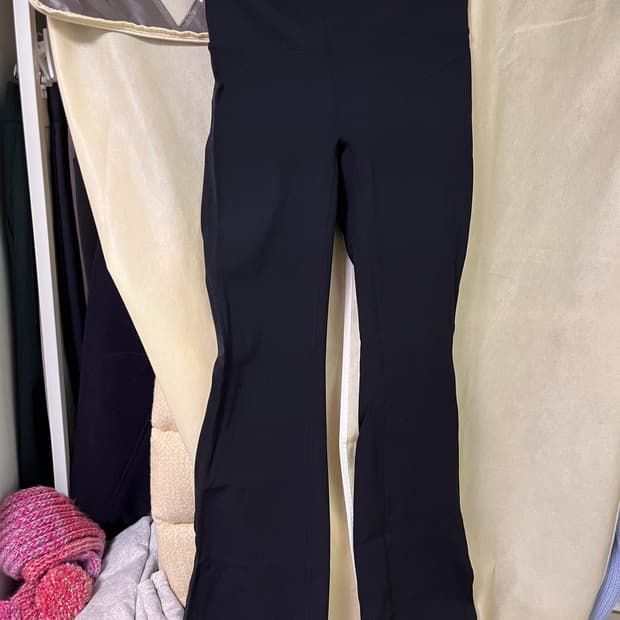 안다르 부츠컷 레깅스 