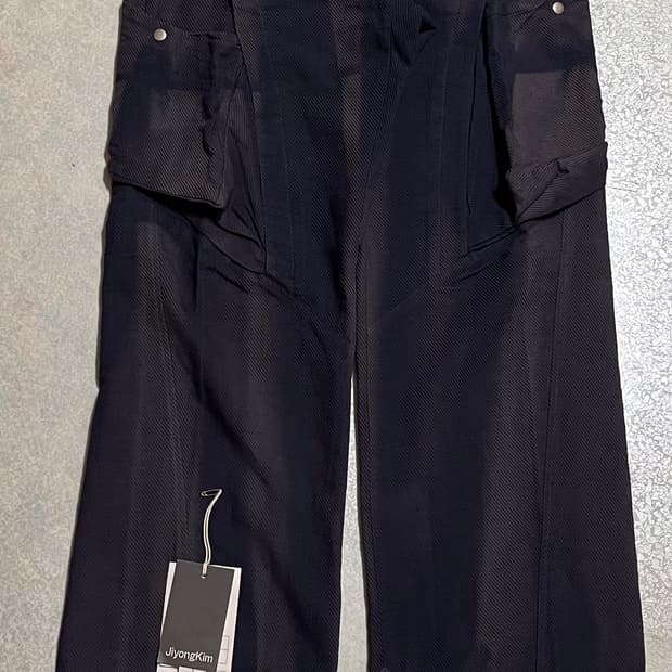 23ss 지용킴 카고팬츠