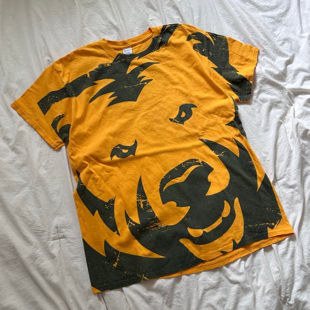 Vintage UNC Bear Printing T-shirts