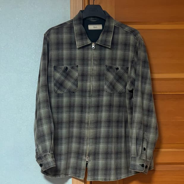 블랙아웃 피어스 GRAZE 집업셔츠 L