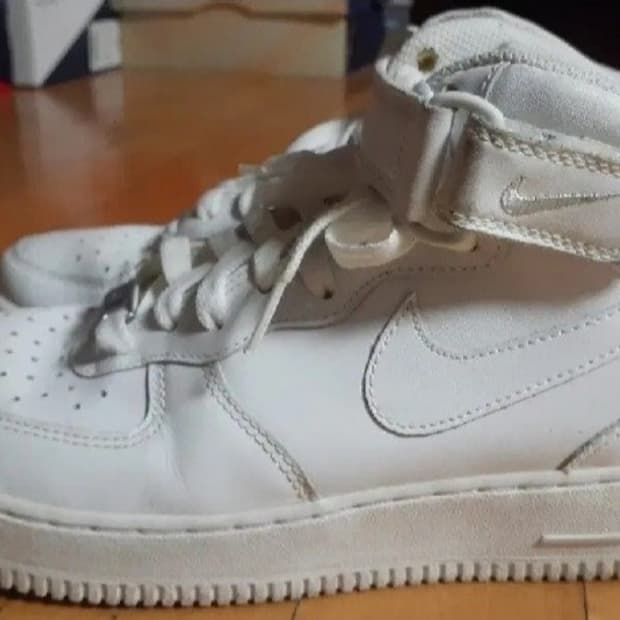 에어포스1 미드 올백 화이트 255