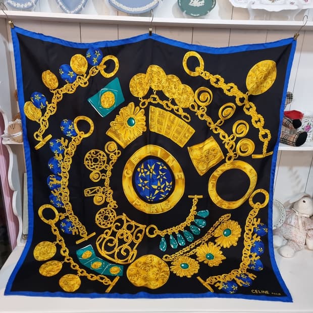 CELINE 셀린느빈티지 실크 스카프