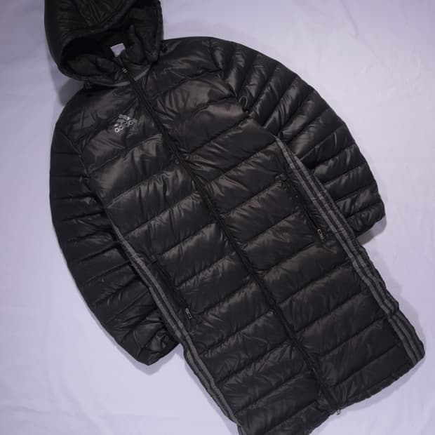 아디다스 롱패딩 B82