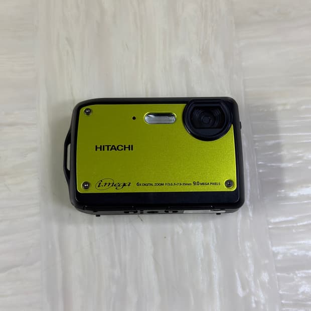 히타치 카메라 HDC-W902