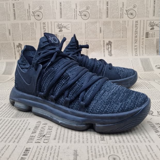 나이키 KD 10 블랙아웃 농구화 260