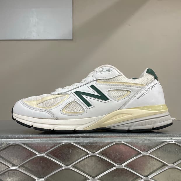 뉴발란스 990v4 USA 화이트 그린 270 (gr-4834)