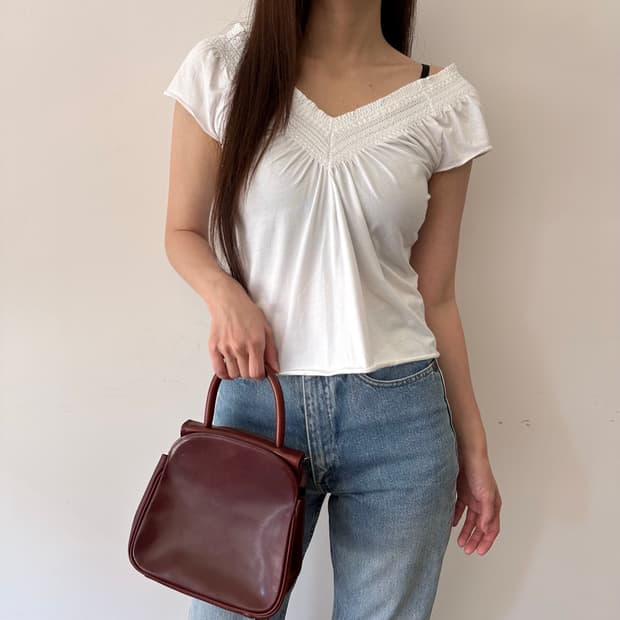 알마니 armani exchange 오프숄더 티셔츠